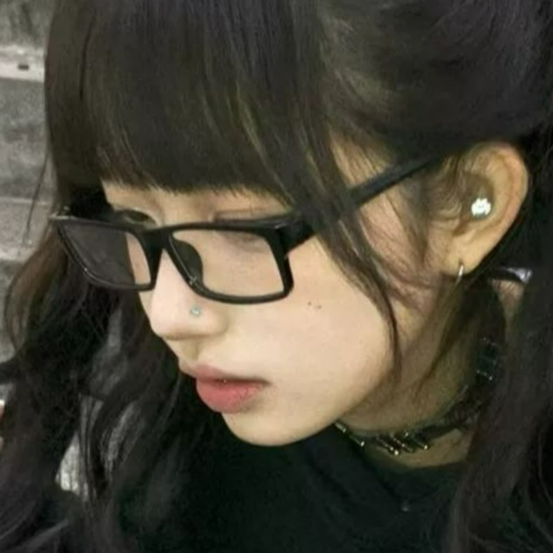 レトロスクエアスモールフレームメガネ女性ガールズブラック抗青 - Japanese Lighting Decor のレビューと価格