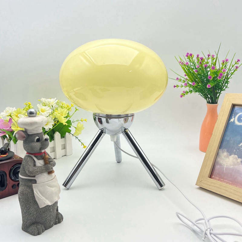バウハウス北欧風ガラス製マッシュルーム型RGBリモコン付きテ - Decor Lighting Lamps のレビューと価格